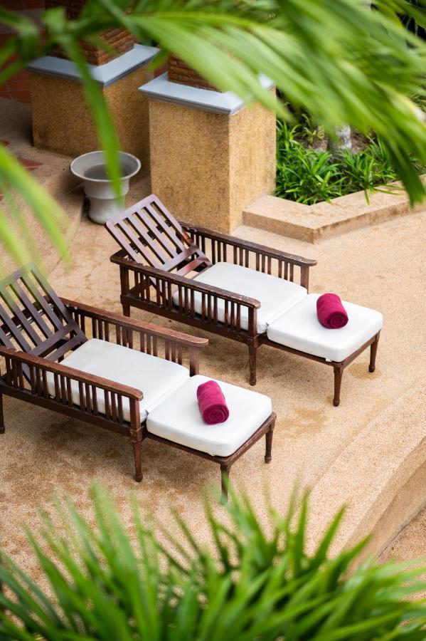 Chinoiserie Collection Resort And Spa Nai Harn Exterior photo