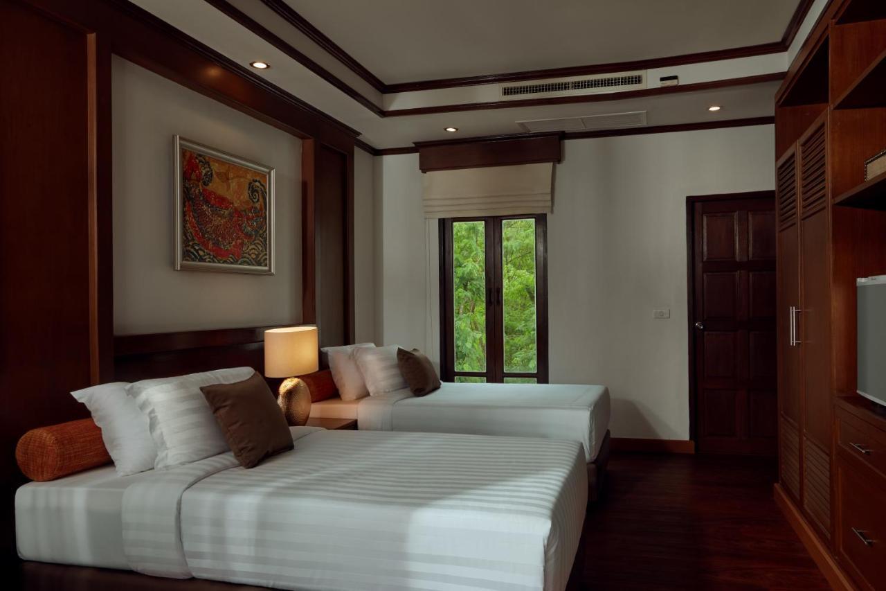 Chinoiserie Collection Resort And Spa Nai Harn Exterior photo