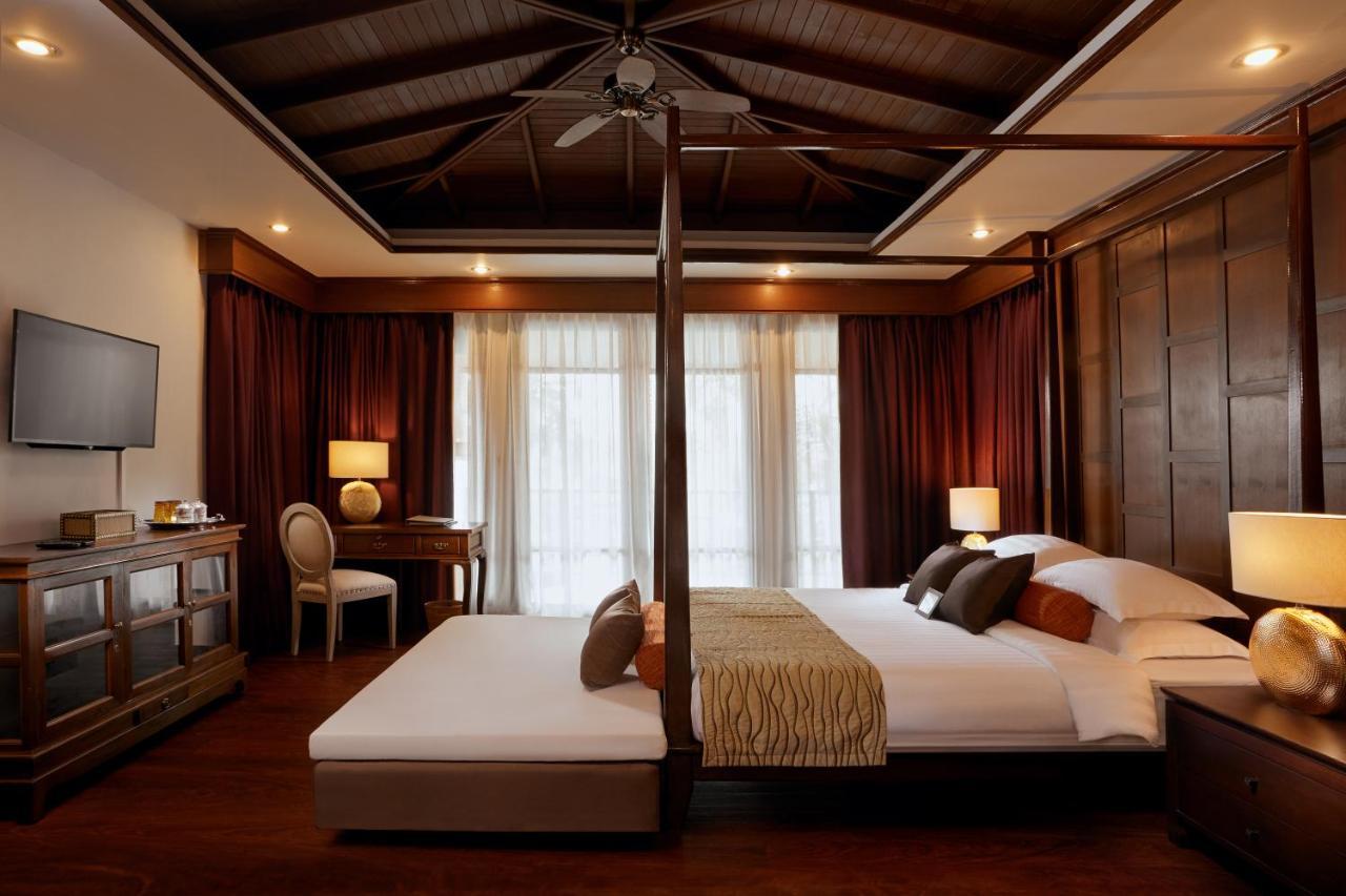 Chinoiserie Collection Resort And Spa Nai Harn Exterior photo